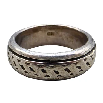 RING AUS 925ER SILBER MIT DREHBAREM ELEMENT UND MUSTER.