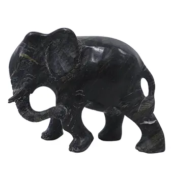 Figurine d'éléphant en pierre sombre.