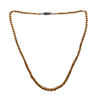 Collier avec fermoir en argent 835.