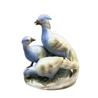 PORCELÁNOVÁ FIGURKA ART DECO PTAČÍ RODINY.