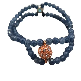 Bracelet émeraude double rang avec zircon bleu-vert et fermoir magnétique.