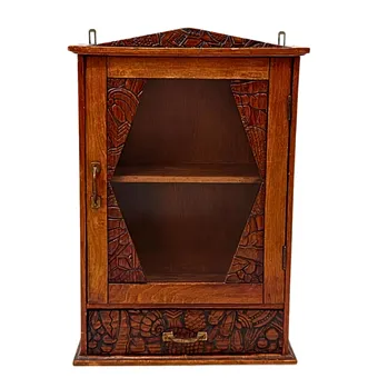 HANDGEFERTIGTER APOTHEKERSCHRANK - SPÄTJUGENDSTIL.