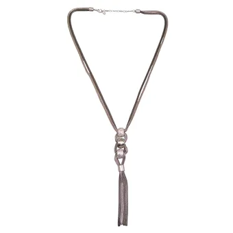Collier avec pendentif à pompons et strass – marque Flame.