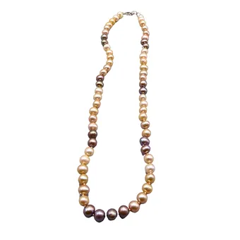 Collier en perles de culture d'eau douce, fermoir en argent 925.