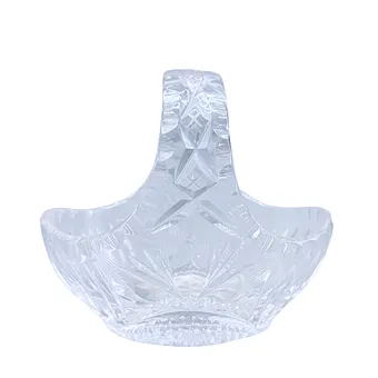 KLEINER KRISTALLGLAS-KORB MIT SCHLIFFDEKOR.