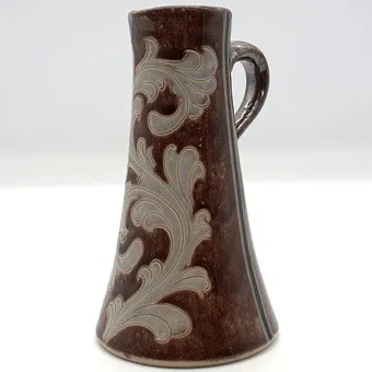 ZÖLLER KERAMIK HENKELVASE, HANDARBEIT.