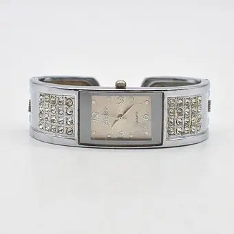 Montre femme Shuhao en bracelet, quartz, vintage vers les années 2000.
