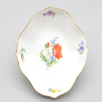 Meissen, kleine schaal, porselein, kleurrijke bloemen, met gouden rand, handgeschilderd, 2e keus, circa 1920