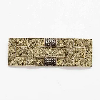 BROCHE DE FAHRNER, SIGNÉE FAHRNER ORIGINAL, ARGENT STERLING 925, DORÉ, RECTANGULAIRE, AVEC MARCASSITES ET RICHEMENT DÉCORÉE DE FILIGRANE EN FILS TORDUS, ART DÉCO, AVEC FERMOIR DE SÉCURITÉ.