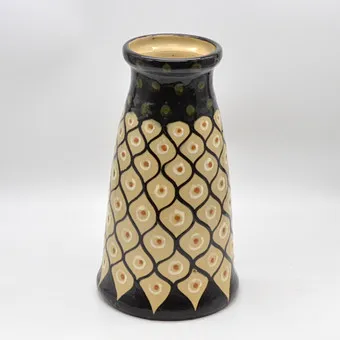 Léon Elchinger (1871-1942). Elchinger Fils (Soufflenheim Alsace), large vase "Toupi", glazed terracotta, circa 1920, signed.