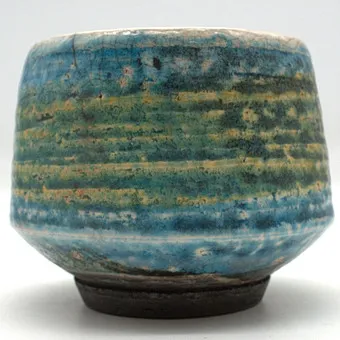 ARTIST CERAMIC VASE 20TH CENTURY, SIGNED.