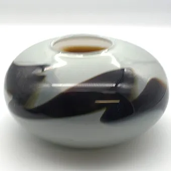 设计师玻璃花瓶 北欧风格;手工吹制 有签名;标注日期1989年。