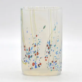 ISLE OF WIGHT, VASE, VERRE D'ART MULTICOUCHE, SÉRIE "POPPY", ANGLETERRE, VERS 1980.