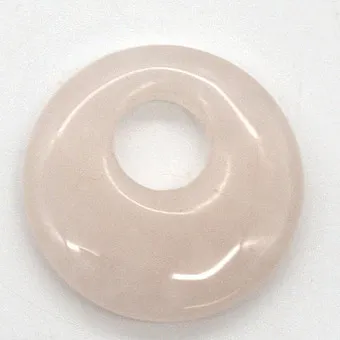 VINTAGE ROSE QUARTZ PENDANT, HAND-CUT, ROUND SHAPE, WITH OPENING FOR CHAIN. APPROX. 30 MM.