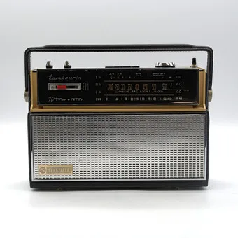 TRANSISTORRADIO; TAMBORIN; MARKE SCHNEIDER; VINTAGE.