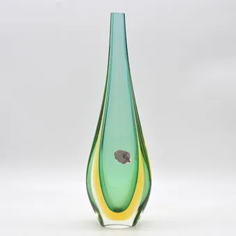 FLAVIO POLI. MURANO DESIGNVAAS, STUDIOGLAS, SOMMERSO, ITALIË, CA. 1950, MET MURANO-LABEL.