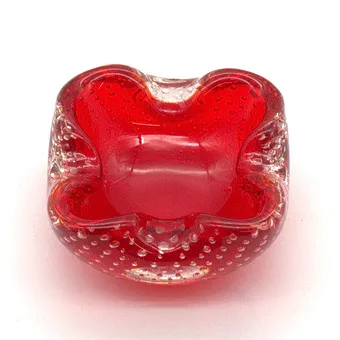 ARCHIMEDE SEGUSO. MURANO-GLASSCHALE, ROT-TRANSPARENT MIT LUFTEINSCHLÜSSEN., ITALIEN, UM 1950.
