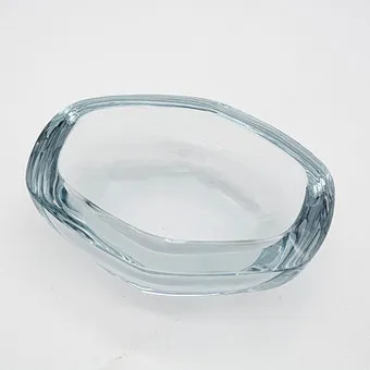 ASTA STRÖMBERG. STRÖMBERGSHYTTAN, CRYSTAL GLASS BOWL, SWEDEN, 60s.