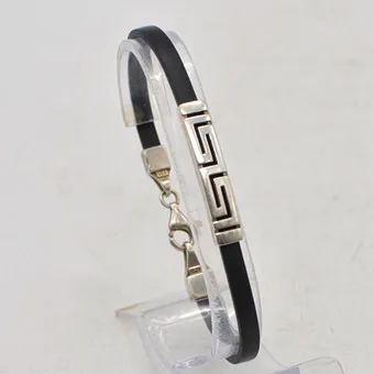 BRACELET VINTAGE, ARGENT STERLING ET SIMILI-CUIR, AVEC FERMOIR, ENV. 18 CM, VERS 2000.