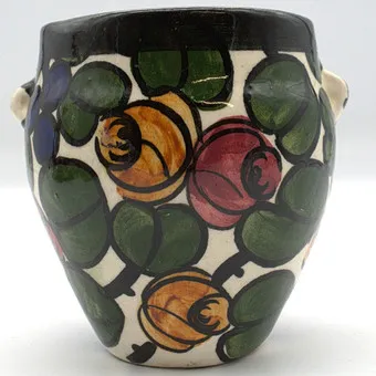 Majolica vaas, jugendstil, handbeschilderd, Schramberg, gemerkt circa 1900.