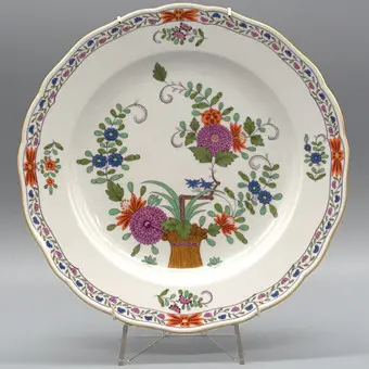 Meissen plate "Buntes Garbenmuster", floral painting, 1st choice, approx. 25 cm.