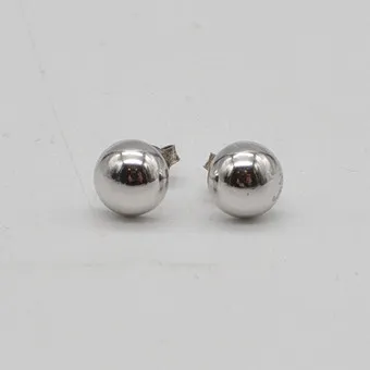 EIN PAAR KUGELSTECKER, RHODINIERTER STERLINGSILBER, VINTAGE OHRRINGE.