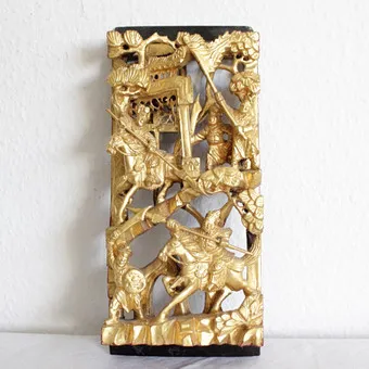 ANTIKE CHINESISCHE CHAOZHOU HOLZSCHNITZEREI BLATTGOLD, KRIEGER SZENE, UM 1900.