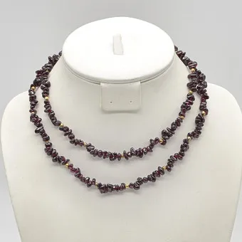 Collier Almandin sans fin, perles dorées, poli main, 20e siècle, env. 82 cm.
