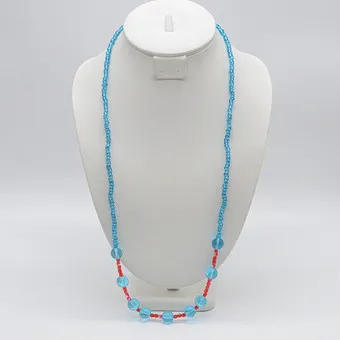VINTAGE COLLIER, MURANO GLAS PERLEN, BLAU UND ROT, RUND UND FACETTIERT, ENDLOS, CA. 76 CM.