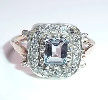 Vintage Ring 585 Roségold Aquamarin und Diamanten.