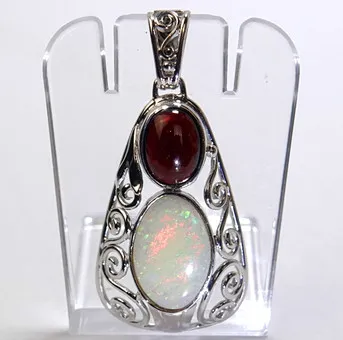 Pendentif or opale grenat or blanc 585