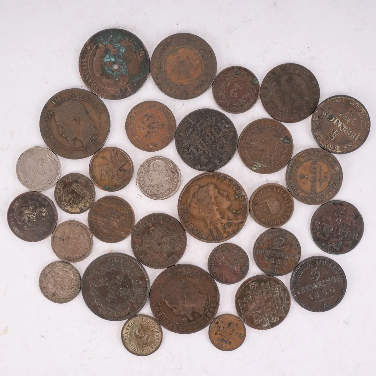 30-piece collection, mainly copper coins, from around the world, mainly 18th and 19th century, total approx. 138 g, vari…