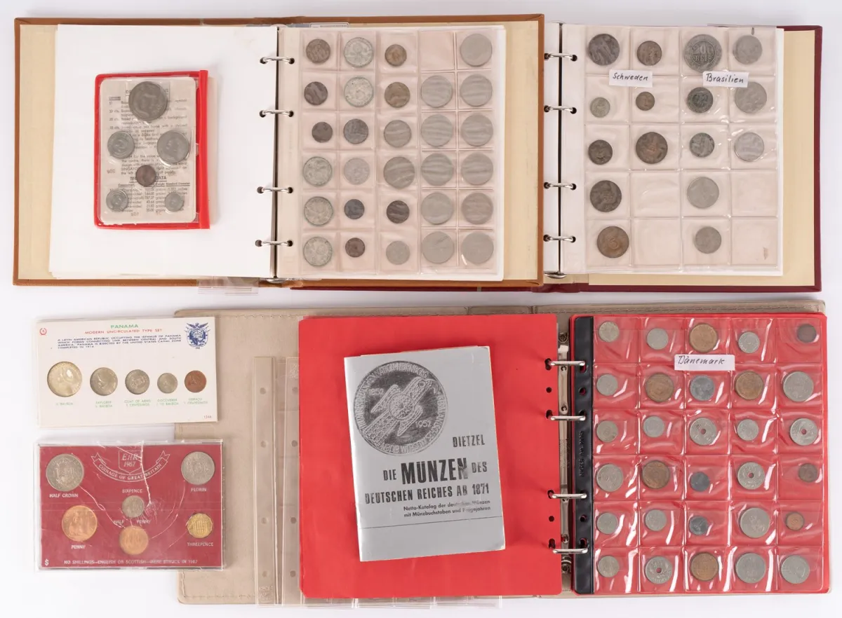 Petite collection de monnaies MONDE ENTIER, âges, devises, matériaux et états divers.