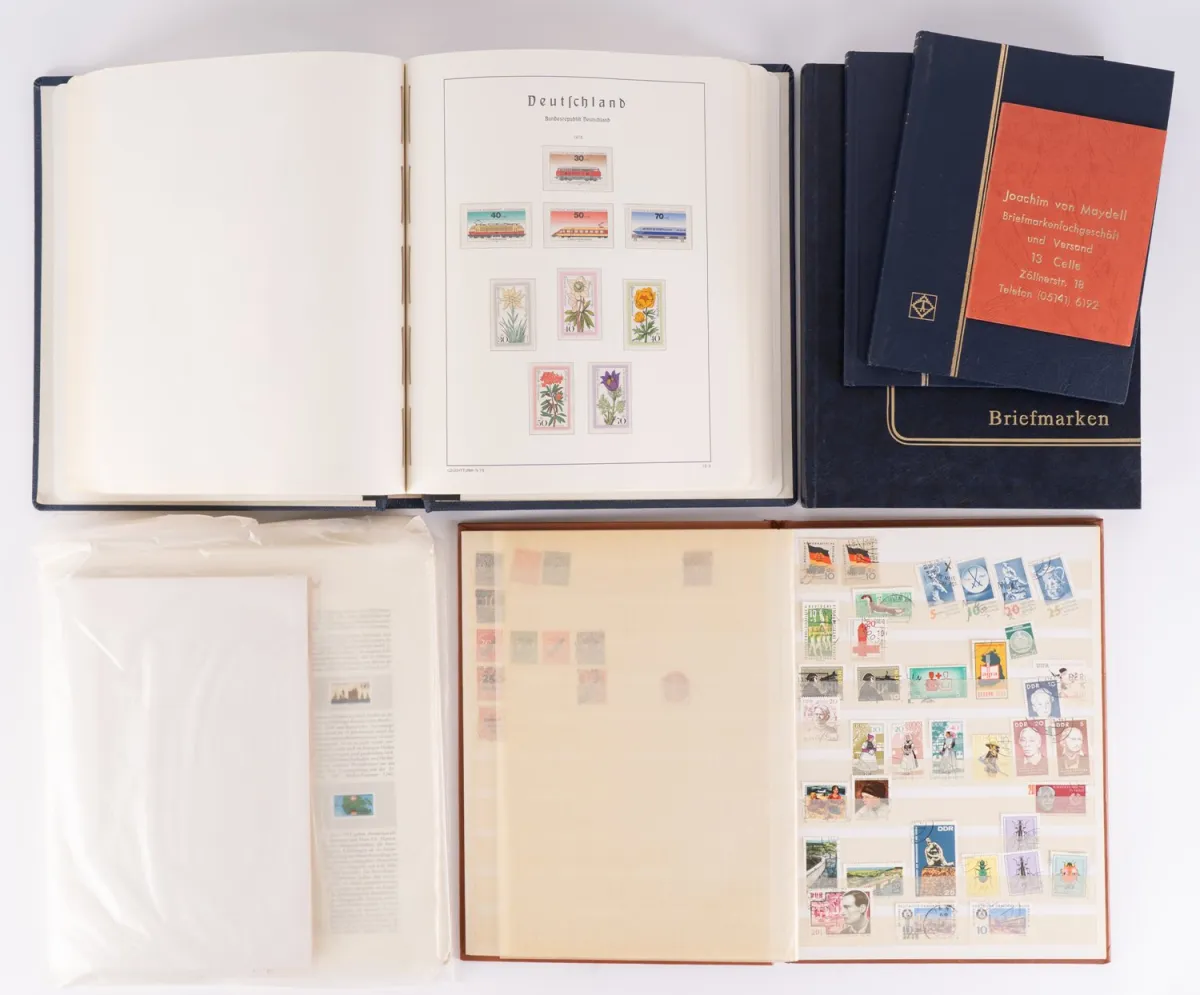 Small stamp collection WORLDWIDE, colorful mix incl. GDR, German Reich, FRG, various ages, completeness.