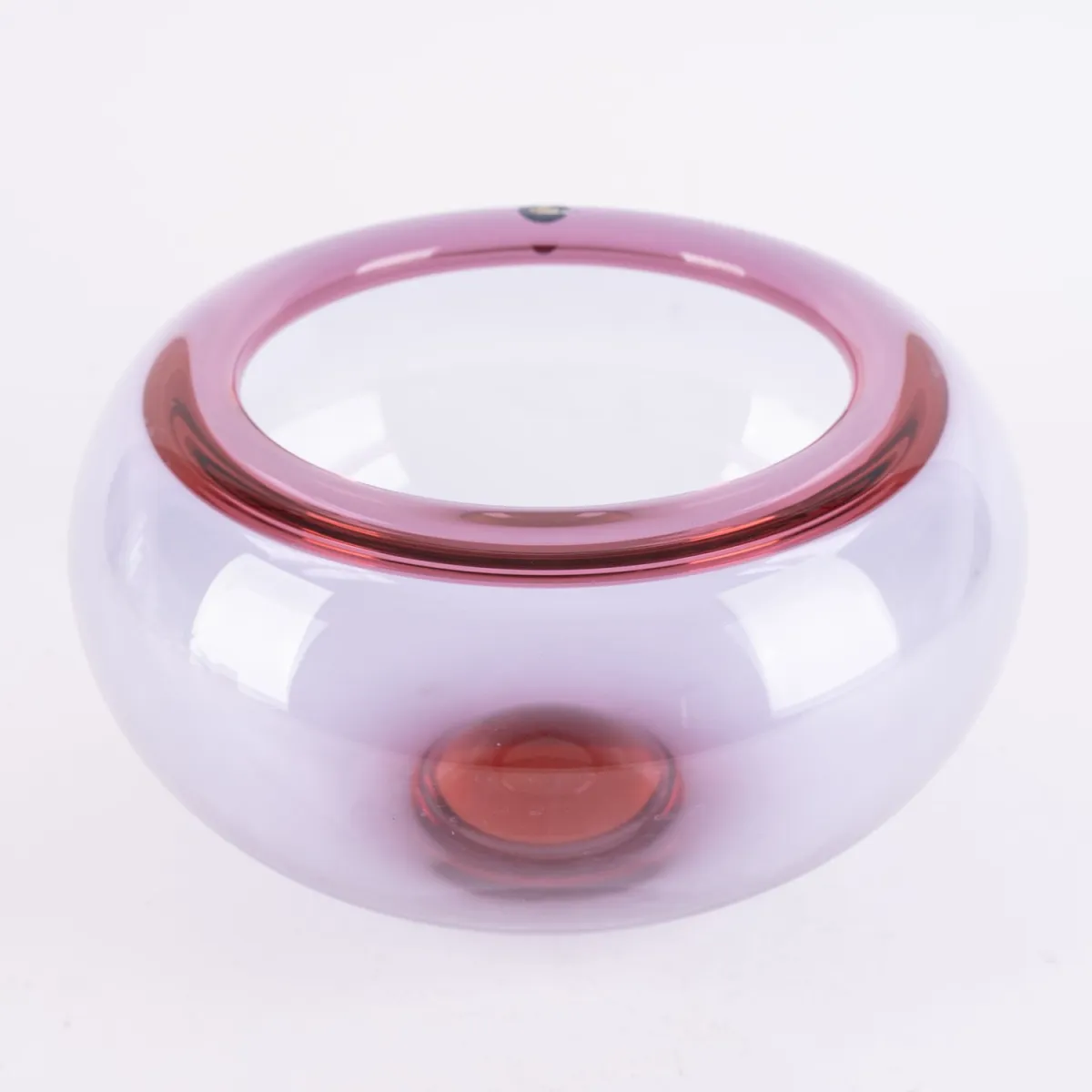 Rose-colored glass vase, Royal Copenhagen-Crystal, very nice condition, height approx. 15.5 cm, diameter approx. 27 cm.