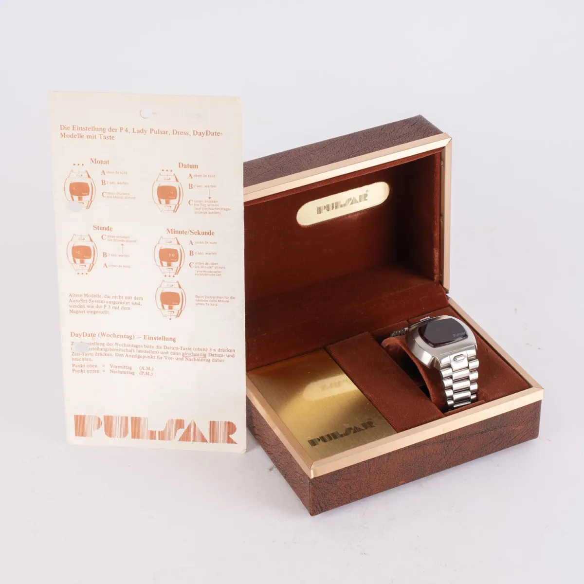PULSAR P4 Time Computer LED - Wristwatch, stainless steel, original box and instructions, private collection, untested.