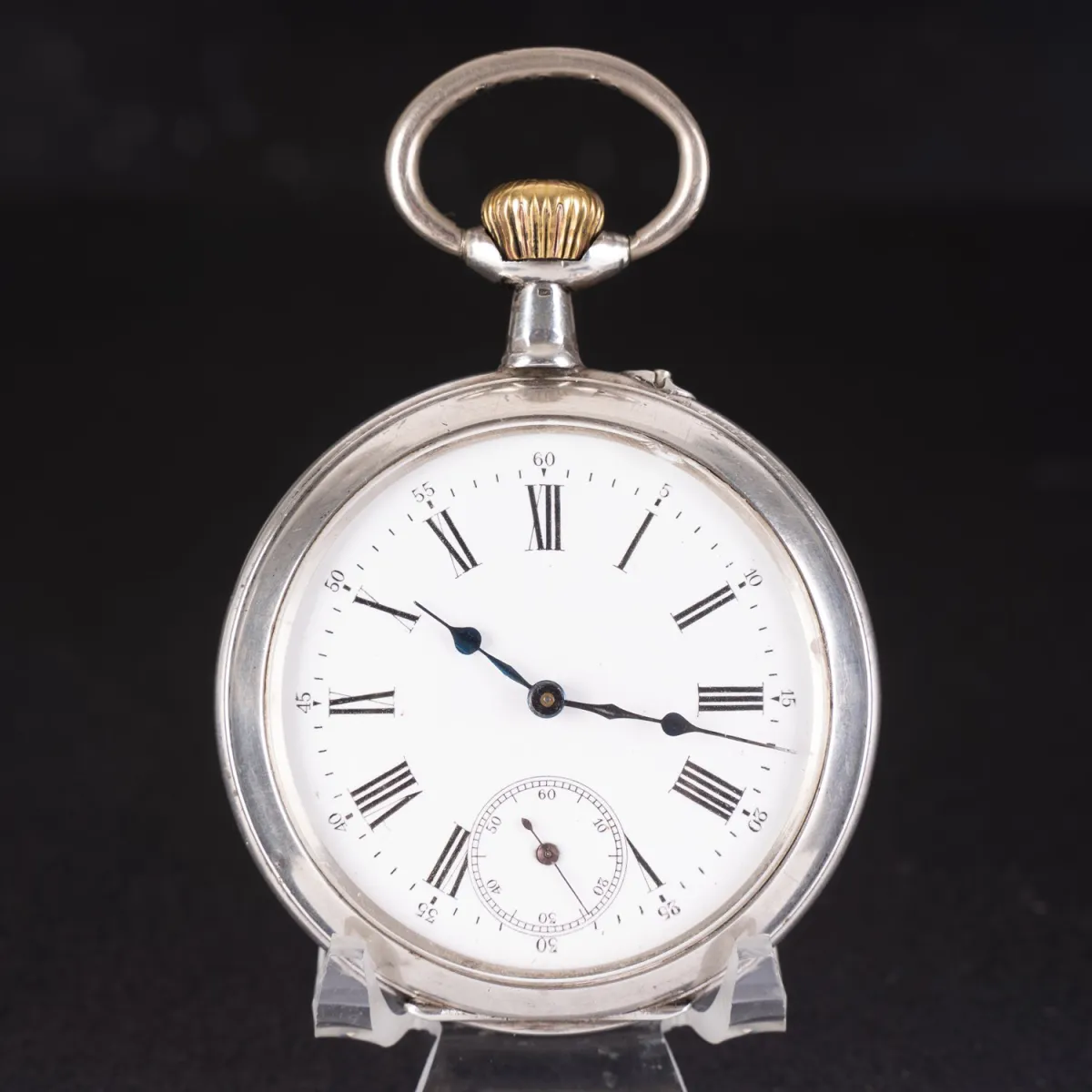 Silberne Taschenuhr, um 1900 / 20 (ungeprüft), Durchmesser ca. 67mm, 15 Steine, Uhr läuft an, römische Ziffern, gebläute…