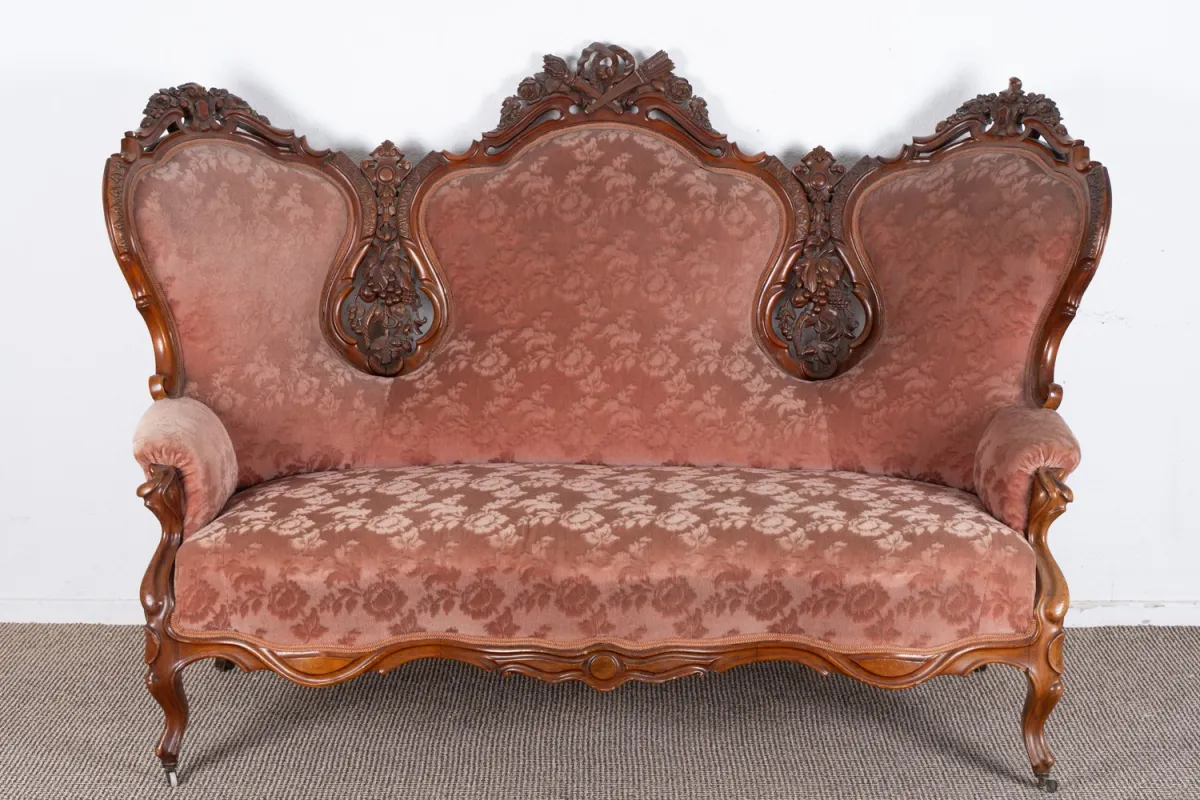 Magnificent free-standing salon sofa / couch / upholstered sofa, Historicism, late 19th century, walnut, partly elaborately carved