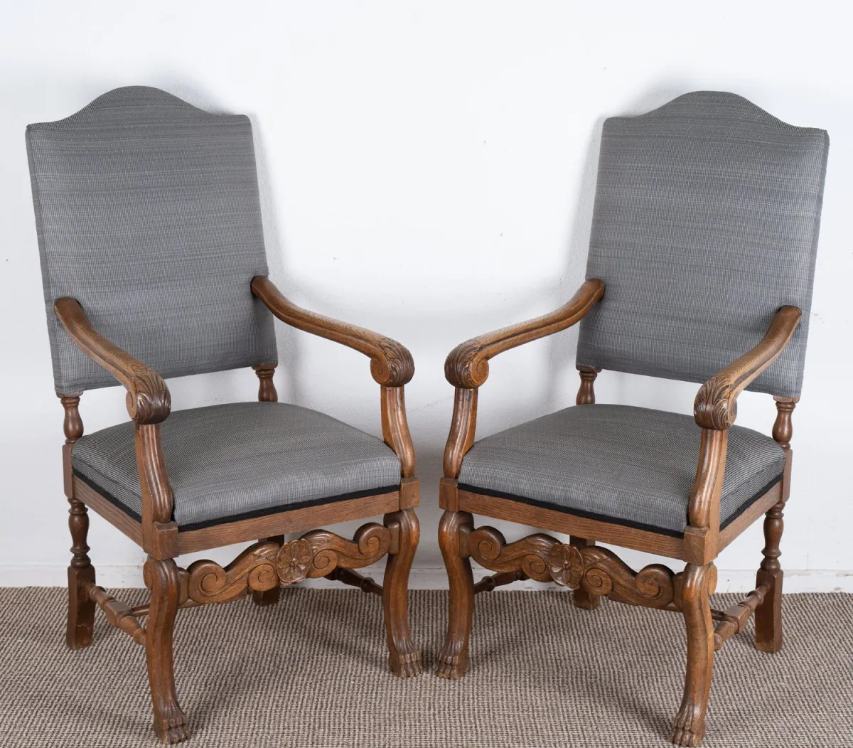 Pair of Louis XIV armchairs, solid oak, sprung upholstery, backrest en pa…
