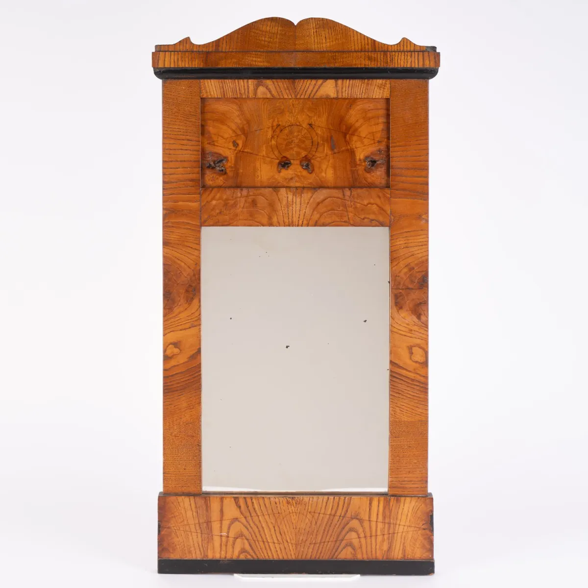 Small Biedermeier mirror, North German around 1830/50, solid oak + veneered, partially hand-drawn, geometrically