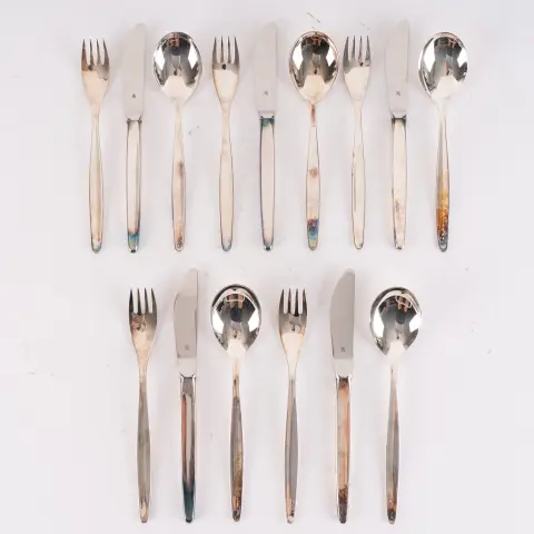 Service de menu 15 pièces pour 5 personnes, argent sterling 925 WMF, forme très sobre. Comprenant…