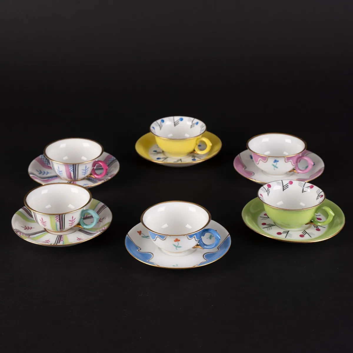 6-piece mocha cup collection, THOMAS porcelain, hand-painted polychrome decors from 1934, displayed for decades