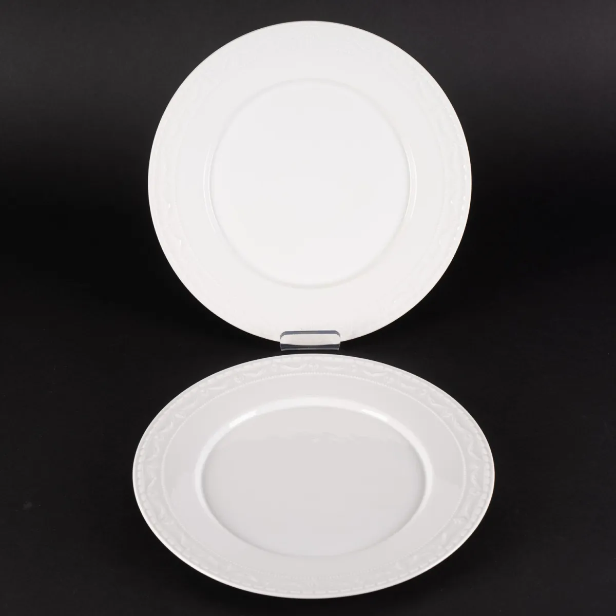 2 very large flat dinner plates, diameter approx. 29 cm each, KPM Kurland, classic elegant white porcelain from the late 20th century