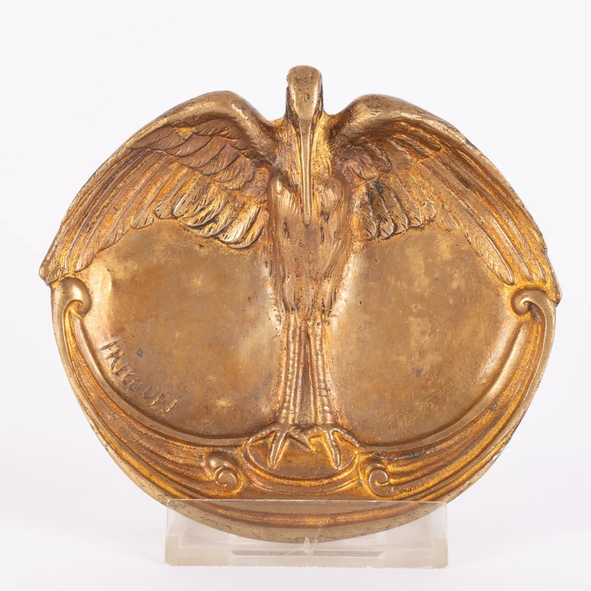 Stojan na pero s plastickým motivem marabu, Art Deco z 20. let 20. století, bronz, signováno: FRECOURT = Maurice Frecourt (1890…