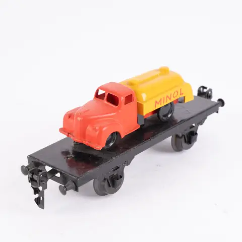 Wagon de marchandises avec camion-citerne Minol, échelle 0, ZEUKE-Bahnen, joué / non testé