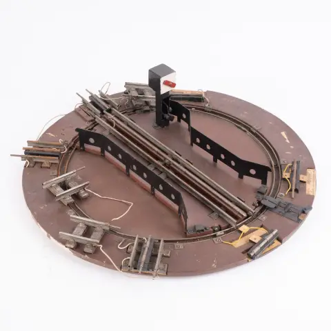 Plaque tournante, échelle zéro, caractère unique, jouée / non testée.