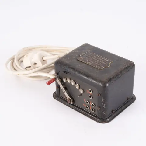 Transformateur Märklin No. 13474 B, ancien, non testé.