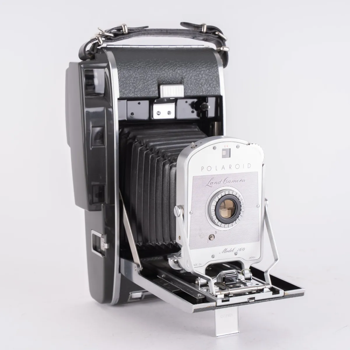 POLAROID LAND CAMERA, model 160, ongecontroleerd.