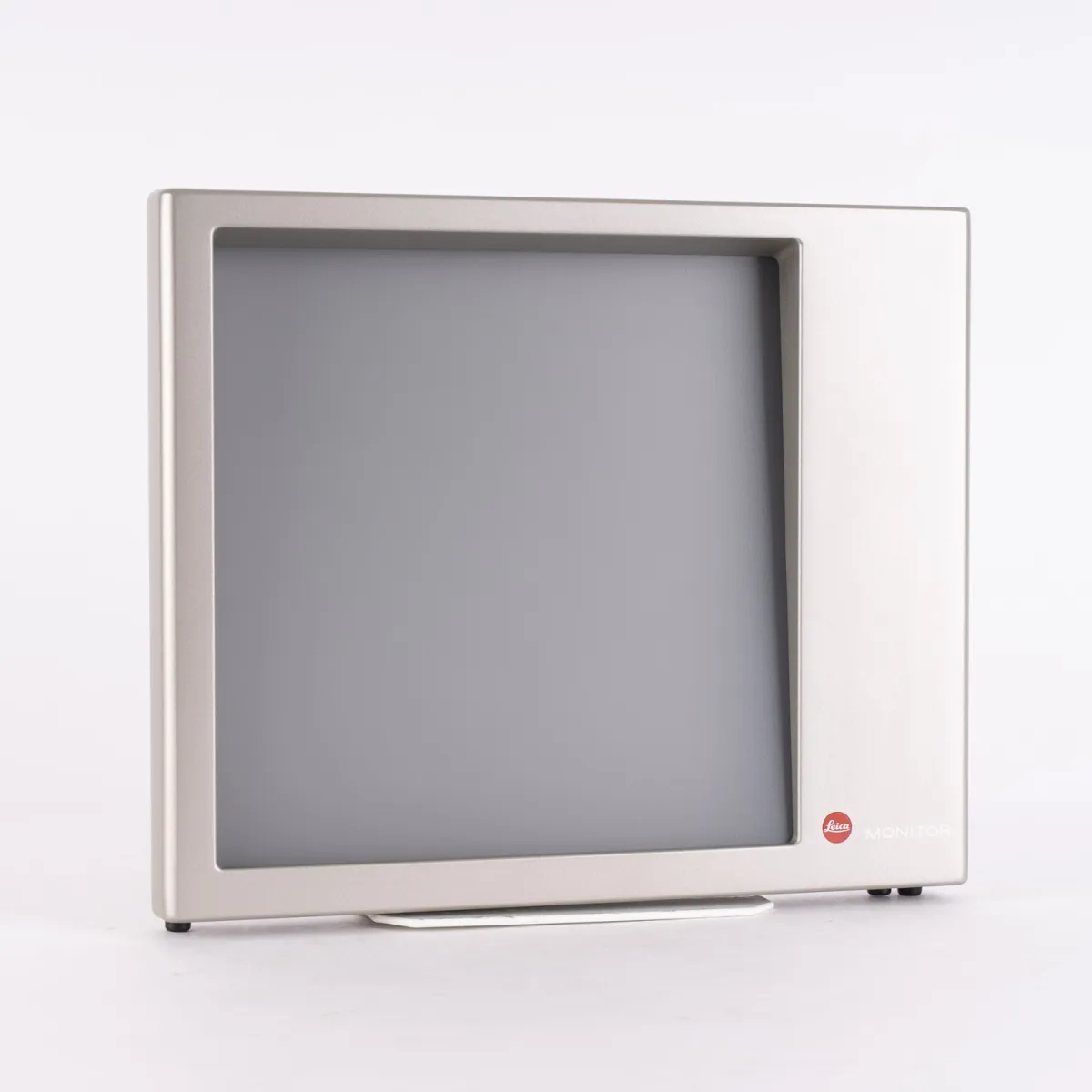 LEICA 37 - 331 MONITOR in original packaging. Untested. From an extensive private collection.
