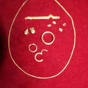 Partij oud goud 333, ca. 12,3 gram